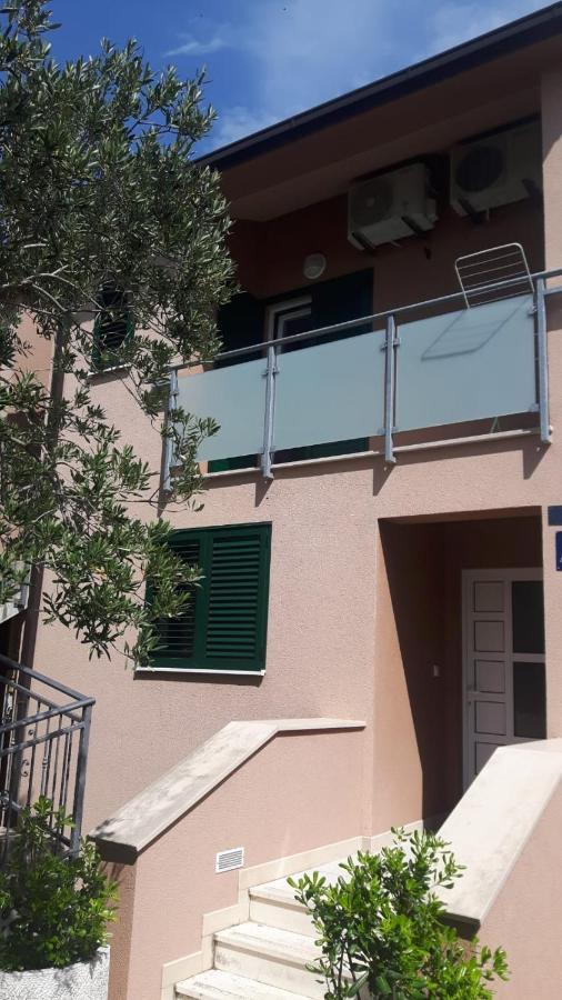 Apartmani Nada Mustapic Brela Exteriér fotografie